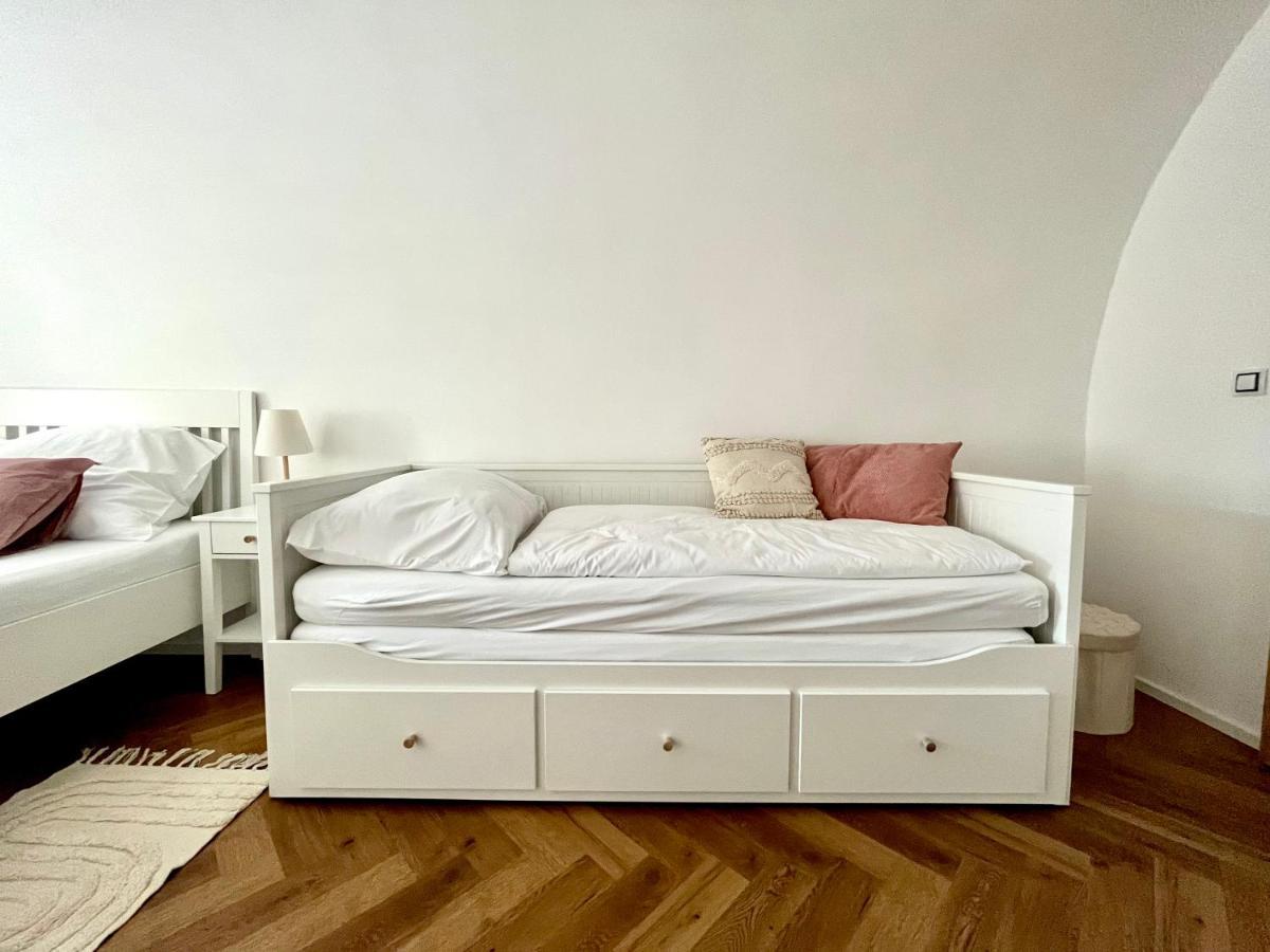 Nové Město nad Metují Apartman Elen מראה חיצוני תמונה